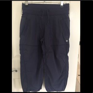 Lululemon Dance studio crop Purple Sz 4